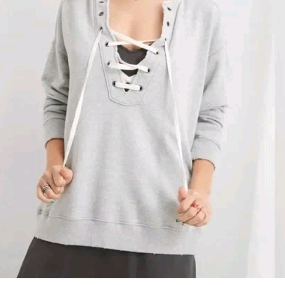Aerie Gray Lace Up V Neck Sweatshirt Pullover Oversized Women's L